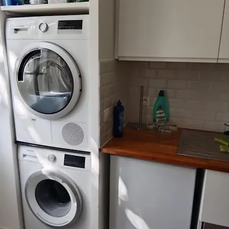 O 27 A 3 Min Du Palais De L'elysee * Paris