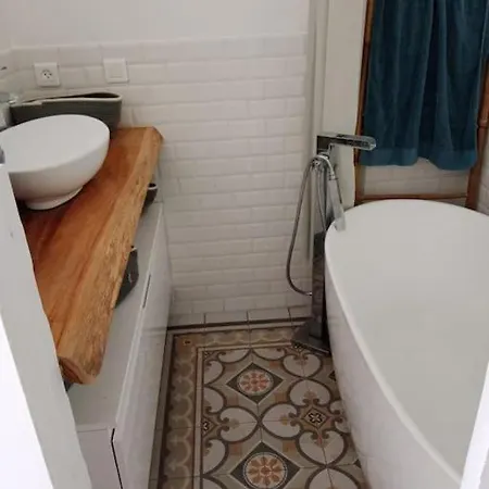 O 27 A 3 Min Du Palais De L'elysee *