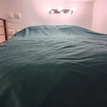 A 9 Min Du Palais De L'elysee, Apartment *